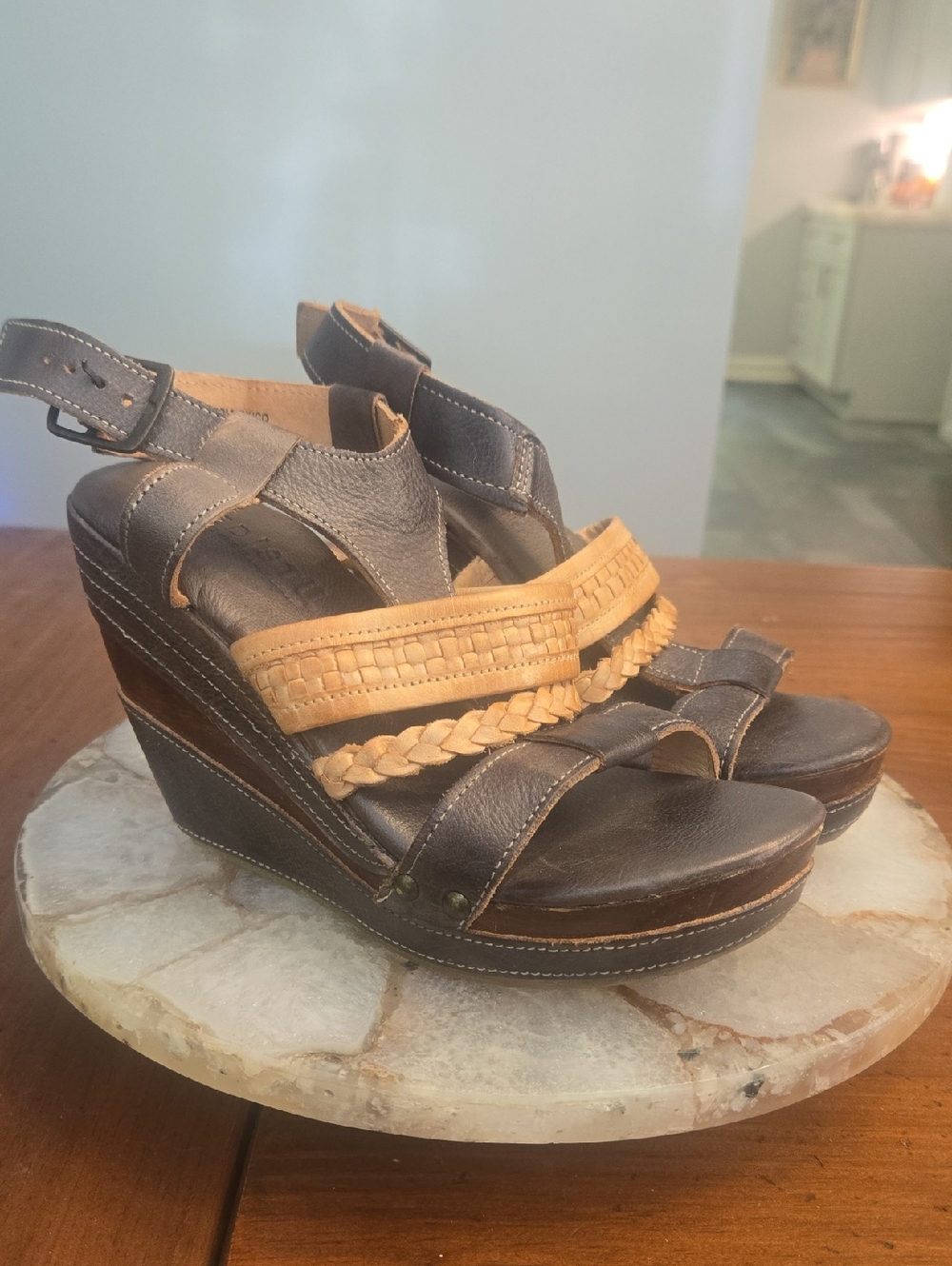 Nwob Bedstu Leather Wedge Sandals